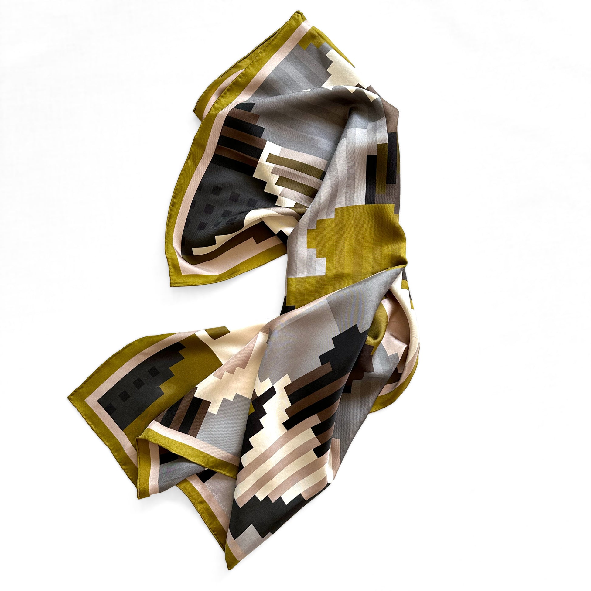 Wanderland luxurious silk scarf gold